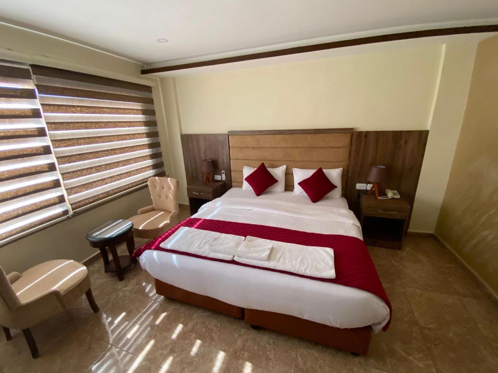 Sunset Hotel Wadi Musa Exterior foto